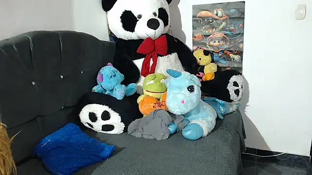 Snapshot of SWEETT_CORY chatting on December 21, 2024, 1:36 am SWEETT CORY online show from December 21, 2024, 1:36 am