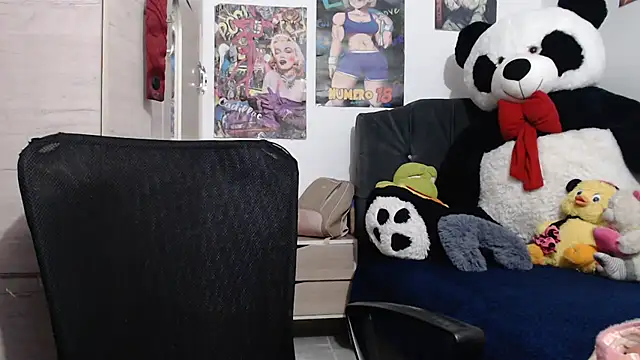 Snapshot of SWEETT_CORY chatting on September 20, 2025, 2:45 am SWEETT CORY online show from September 20, 2025, 2:45 am