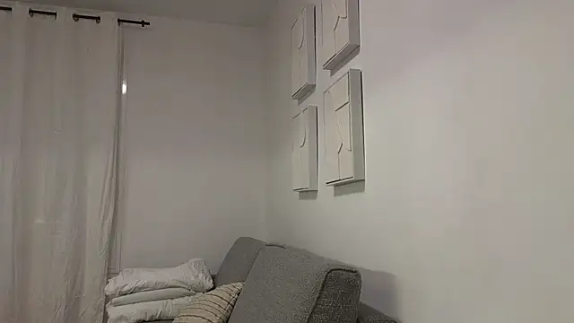 ximenawilliamss online show from March 17, 2025, 10:06 pm