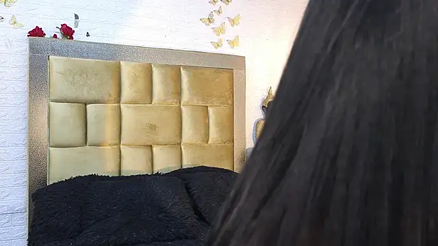 ximenawilliamss online show from February 17, 2026, 8:59 pm