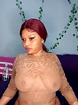 Snapshot of Sugartonguexx chatting on February 18, 2025, 11:19 pm Sugartonguexx online show from February 18, 2025, 11:19 pm