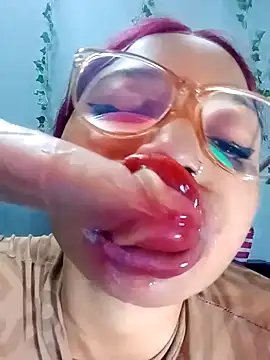 Snapshot of Sugartonguexx chatting on March 17, 2025, 10:28 pm Sugartonguexx online show from March 17, 2025, 10:28 pm