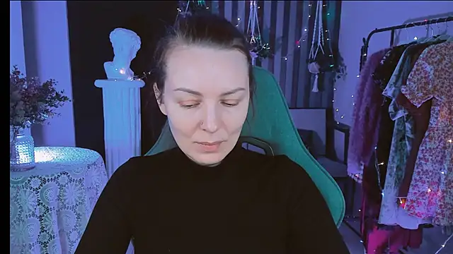 Snapshot of VandaRossi chatting on December 29, 2024, 5:21 am VandaRossi online show from December 29, 2024, 5:21 am