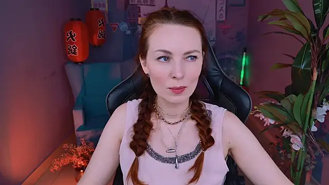 Snapshot of VandaRossi chatting on January 17, 2025, 8:13 am VandaRossi online show from January 17, 2025, 8:13 am