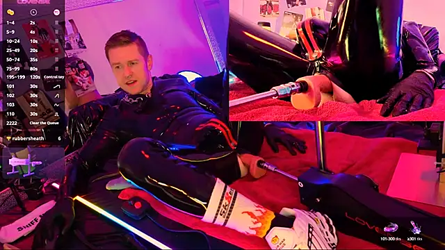 Snapshot of Fuc71 chatting on December 8, 2024, 11:19 pm Fuc71 online show from December 8, 2024, 11:19 pm