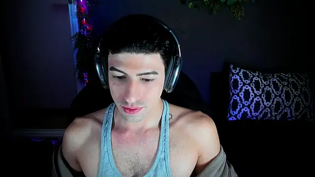 Snapshot of newjeff chatting on February 4, 2026, 6:47 pm newjeff online show from February 4, 2026, 6:47 pm