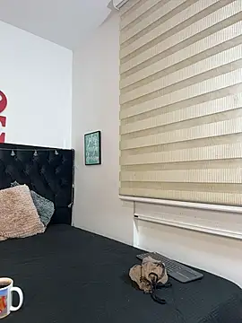 AriannaTorres online show from November 28, 2025, 11:02 am