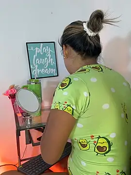 AriannaTorres online show from April 14, 2026, 12:00 pm