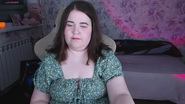 Estelle Hicks online show from May 29, 2026, 7:01 pm