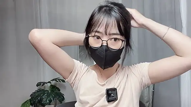 Snapshot of _minji_bae chatting on October 8, 2025, 5:54 pm minji bae online show from October 8, 2025, 5:54 pm