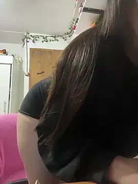 Snapshot of indiegirl666 chatting on December 20, 2025, 2:51 am indiegirl666 online show from December 20, 2025, 2:51 am