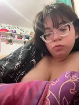 Snapshot of indiegirl666 chatting on February 25, 2026, 5:39 am indiegirl666 online show from February 25, 2026, 5:39 am