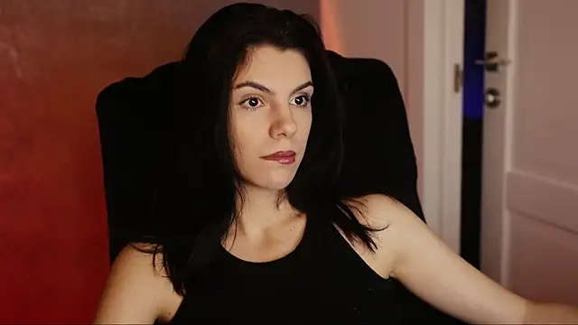 Snapshot of mistress__rochelle chatting on January 18, 2025, 6:10 pm mistress rochelle online show from January 18, 2025, 6:10 pm