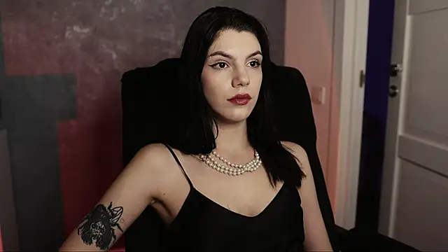 Snapshot of mistress__rochelle chatting on March 2, 2025, 10:16 pm mistress rochelle online show from March 2, 2025, 10:16 pm