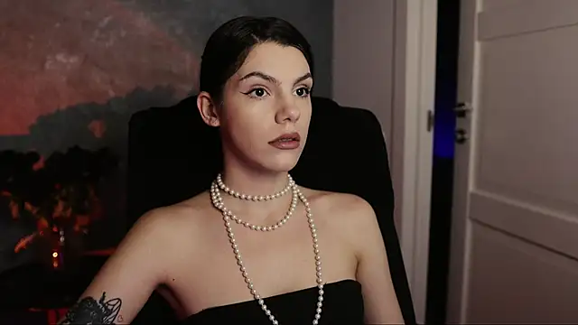 Snapshot of mistress__rochelle chatting on March 4, 2025, 10:05 pm mistress rochelle online show from March 4, 2025, 10:05 pm