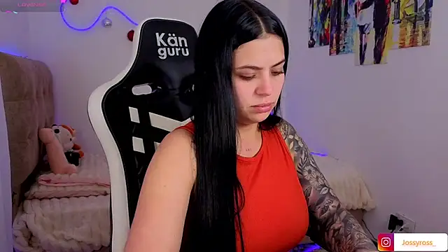 Victoryyy  online show from December 3, 2025, 10:30 pm