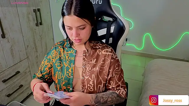 Victoryyy  online show from March 13, 2026, 10:38 pm