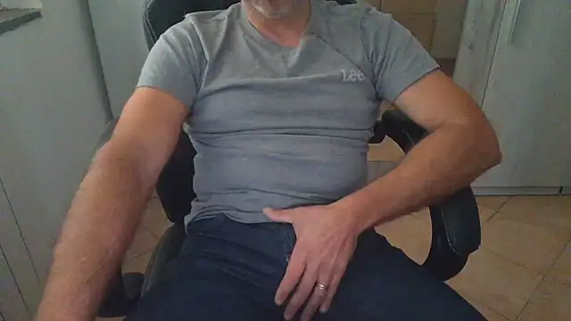 cocco1980xxxx online show from February 7, 2026, 8:51 am