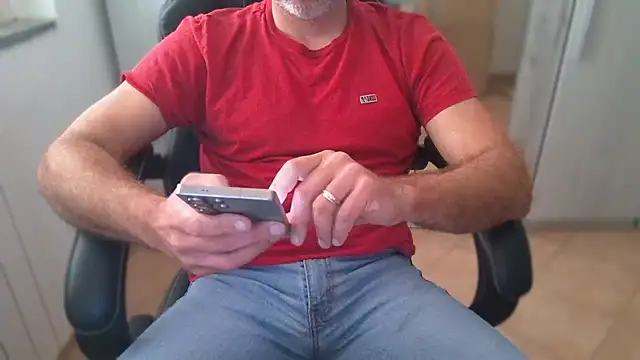 cocco1980xxxx online show from March 13, 2026, 8:21 am