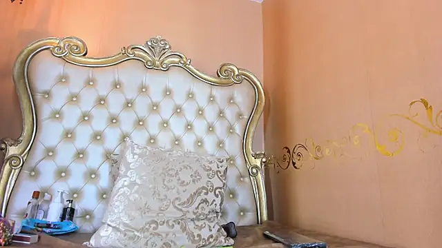 Celeste Baker  online show from December 2, 2025, 12:10 pm