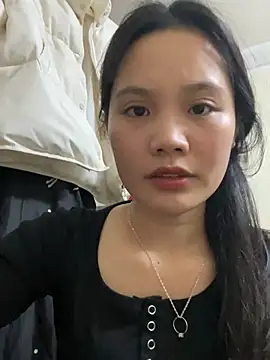 Snapshot of Be-MyMy chatting on February 8, 2025, 1:01 pm Be-MyMy online show from February 8, 2025, 1:01 pm