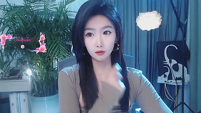 FeiFei-babe online show from March 4, 2026, 10:32 am