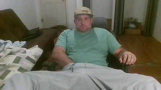 poundyouout69 online show from February 12, 2026, 12:05 am