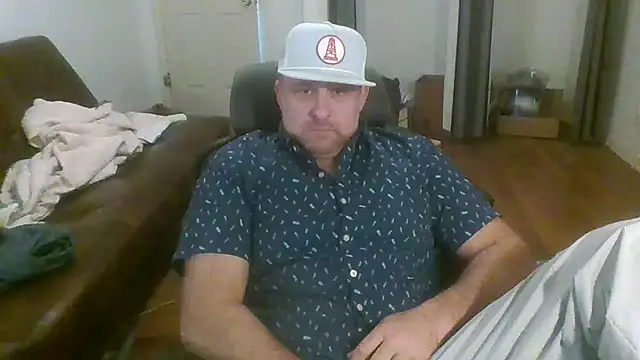 poundyouout69 online show from February 13, 2026, 9:00 pm