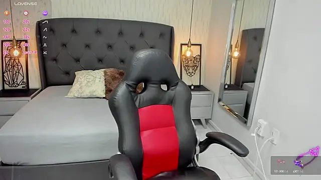 Snapshot of SUZETMONACO chatting on September 22, 2025, 7:16 pm SUZETMONACO online show from September 22, 2025, 7:16 pm