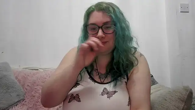 Bustycurves online show from February 24, 2026, 9:46 pm