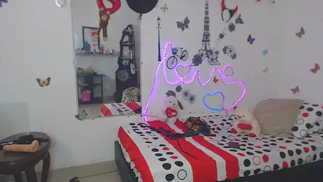 Snapshot of brigitht chatting on January 30, 2025, 4:34 pm brigitht online show from January 30, 2025, 4:34 pm