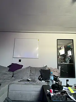 Livewithlucy online show from March 14, 2025, 9:24 am