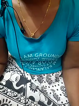 Snapshot of Janavi-janu chatting on November 11, 2025, 4:23 am Janavi-janu online show from November 11, 2025, 4:23 am