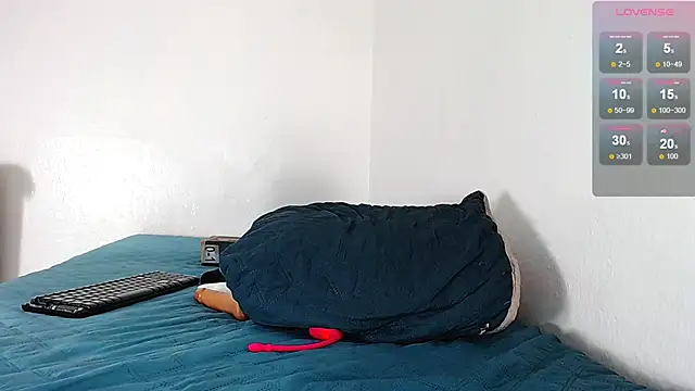 Snapshot of camilavagina24 chatting on January 14, 2025, 10:44 pm camilavagina24 online show from January 14, 2025, 10:44 pm