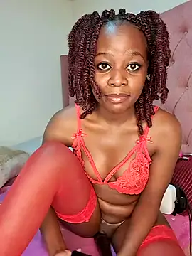 Snapshot of Wendy_smal_- chatting on January 16, 2025, 11:37 pm Wendy smal - online show from January 16, 2025, 11:37 pm