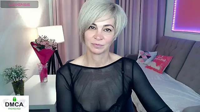 Blonde lola444 online show from June 2, 2026, 3:14 pm