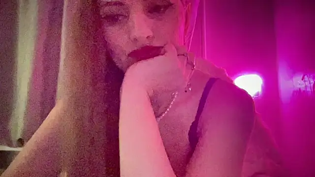 Snapshot of Viola_sweet chatting on February 16, 2026, 11:56 pm Viola sweet online show from February 16, 2026, 11:56 pm