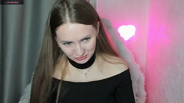 Snapshot of Viola_sweet chatting on February 19, 2026, 8:27 pm Viola sweet online show from February 19, 2026, 8:27 pm