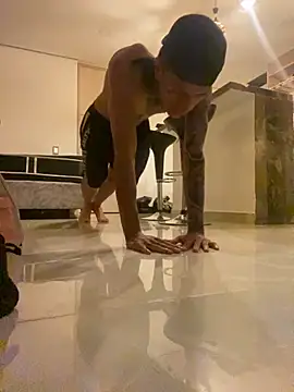 Snapshot of Herem369 chatting on November 7, 2025, 7:19 am Herem369 online show from November 7, 2025, 7:19 am