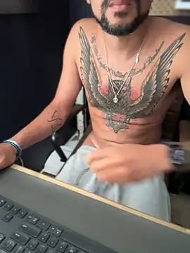 Snapshot of han_der88 chatting on November 11, 2025, 5:35 pm han der88 online show from November 11, 2025, 5:35 pm