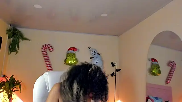 keyla roberts777 online show from December 28, 2024, 4:51 am