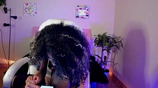 keyla roberts777 online show from March 6, 2025, 1:05 am