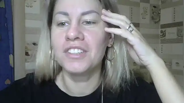 Snapshot of TherestlessKitty chatting on January 29, 2025, 7:57 am TherestlessKitty online show from January 29, 2025, 7:57 am