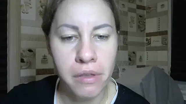 Snapshot of TherestlessKitty chatting on September 14, 2025, 8:08 pm TherestlessKitty online show from September 14, 2025, 8:08 pm