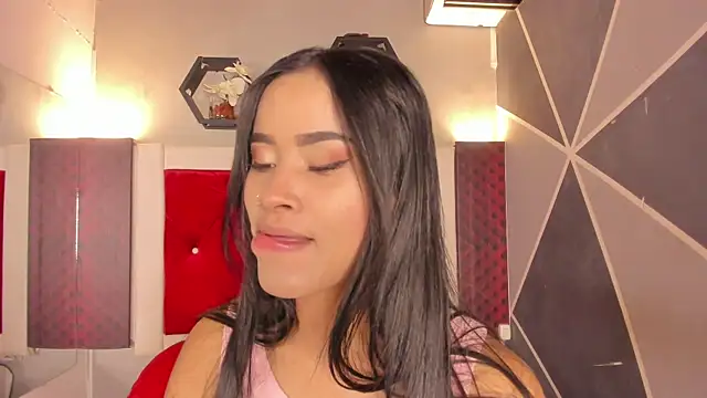 Karoll014 online show from April 13, 2026, 12:32 pm