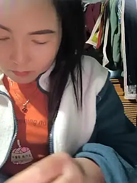 Snapshot of Sweetlove_77 chatting on December 31, 2024, 1:08 pm Sweetlove 77 online show from December 31, 2024, 1:08 pm