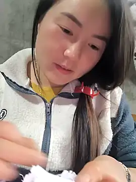 Snapshot of Sweetlove_77 chatting on February 25, 2025, 10:15 am Sweetlove 77 online show from February 25, 2025, 10:15 am