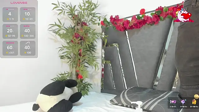 Snapshot of Black_Rose2 chatting on February 28, 2025, 11:36 am Black Rose2 online show from February 28, 2025, 11:36 am