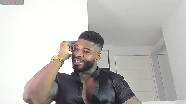 Snapshot of Makonneen chatting on July 11, 2026, 8:33 pm Makonneen online show from July 11, 2026, 8:33 pm