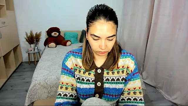 Alexa Dolly12 online show from October 4, 2025, 6:00 am